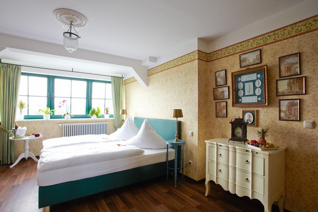 Gastwirtschaft & Hotel Hallescher Anger Νάουμπουργκ Εξωτερικό φωτογραφία